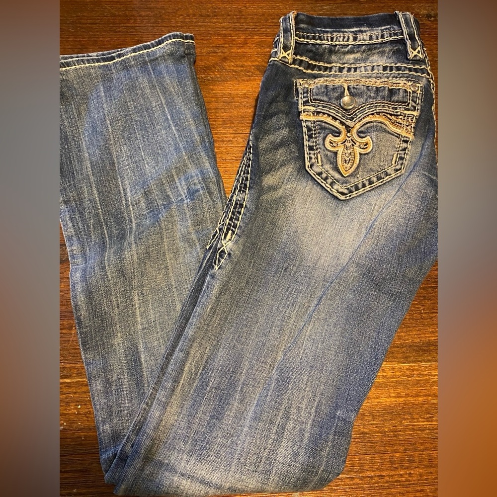 Rock Revival Yui Women’s Jeans Size 26 Bootcut Fleur de Lis Medium Wash Denim